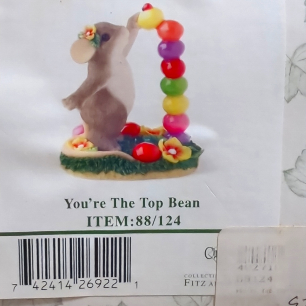 Charming Tails figurine collectible "You're The Top Bean#88/124